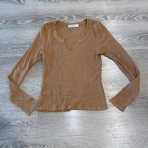 Long sleeve top